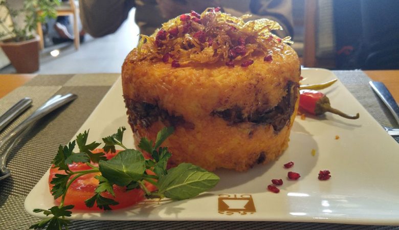 معرفی مجموعه غذایی چنگال در شیراز